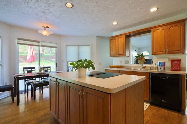 6002 Pilgrim Ct, House other with 4 bedrooms, 4 bathrooms and 2 parking in Murrysville PA | Image 14