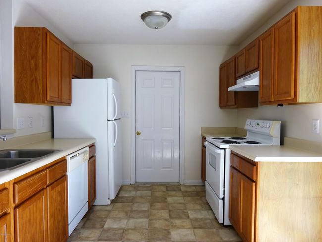 141 Daphne Dr, House other with 3 bedrooms, 2 bathrooms and 2 parking in Hubert NC | Image 6