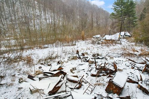 6119 Pigeon Roost Rd, Pilgrim, KY, 41250-8809 | Card Image
