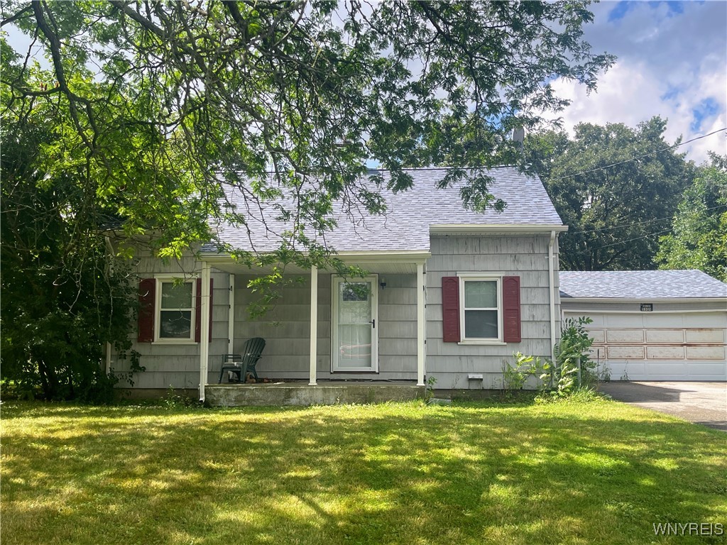 Garlow Rd, Niagara Falls, NY 14304