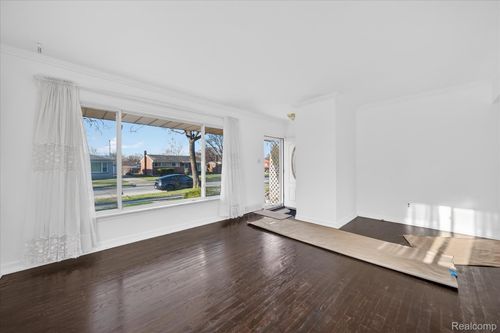 3409 Jarvis Ave, Warren, MI, 48091-3469 | Card Image