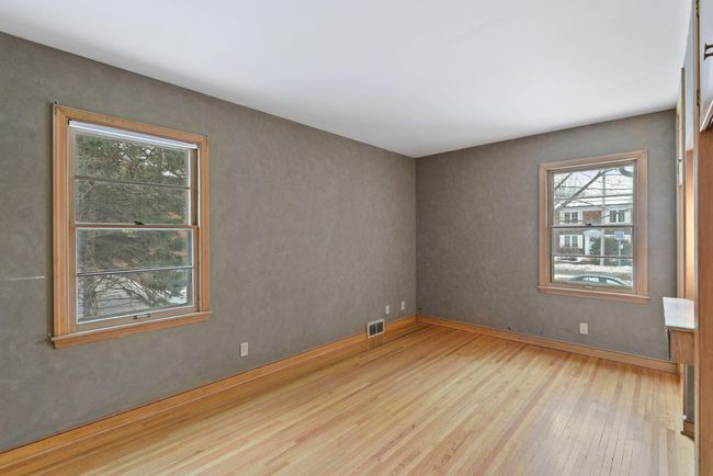 720 Wayzata Blvd E, House other with 2 bedrooms, 2 bathrooms and null parking in Wayzata MN | Image 11