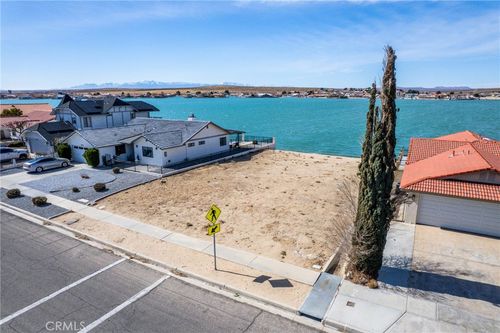 26734 Blue Water Rd, Helendale, CA, 92342-7734 | Card Image