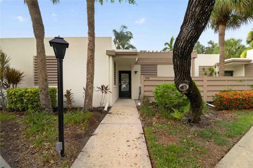 755 Oakview Drive, BRADENTON, FL, 34210 | Card Image