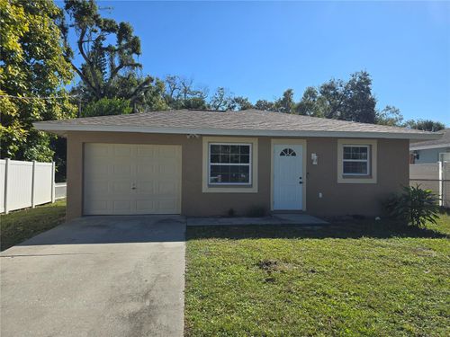 1215 6th St W, Bradenton, FL, 34205-8418 | Card Image