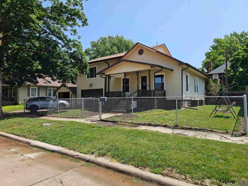 112 N 13th St, Sabetha, KS, 66534-1812 | Card Image