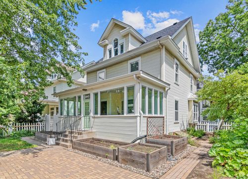 3045 Dupont Ave S, Minneapolis, MN, 55408-2706 | Card Image