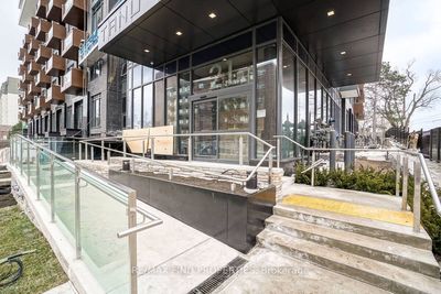 TH-06 - 21 Park St E, Condo with 3 bedrooms, 3 bathrooms and 2 parking in Mississauga ON | Image 2