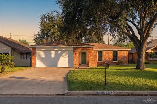 5712 N 14 1/2 St, Mcallen, TX, 78504-4401 | Card Image