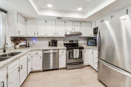 21-1500 N Sunview Pkwy, Gilbert, AZ, 85234-2381 | Card Image