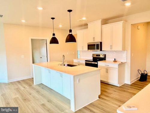 2u-12850 Mosaic Way, HERNDON, VA, 20171 | Card Image
