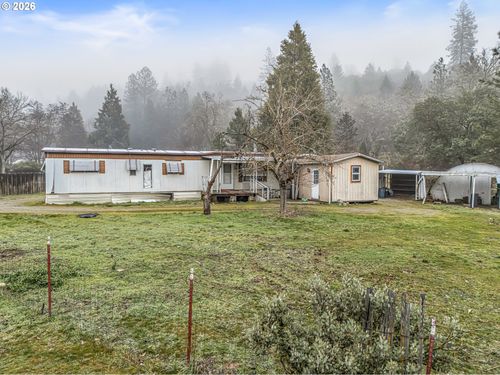1833 Pleasant Valley Rd, Merlin, OR, 97532-8839 | Card Image