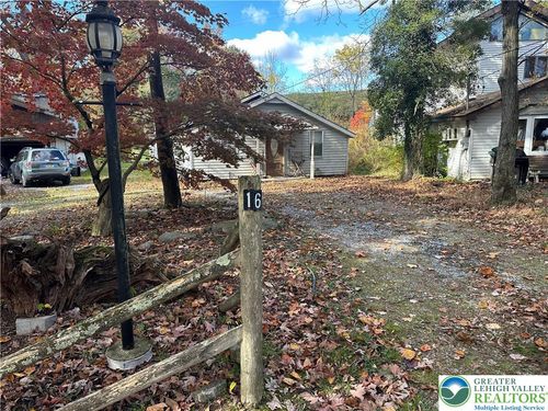 16 Grove Rd, NORTHAMPTON, PA, 18067 | Card Image