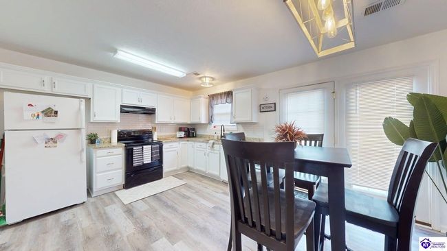100 Derbyshire Ct, House other with 3 bedrooms, 2 bathrooms and null parking in Radcliff KY | Image 10