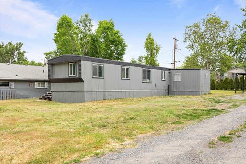 1070 N 61st Ave, West Richland, WA, 99353 | Card Image