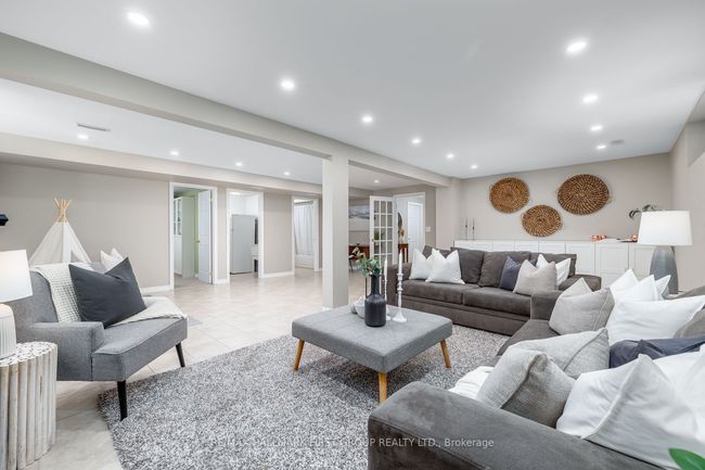 4 Hurd St, House other with 4 bedrooms, 3 bathrooms and 4 parking in Prince Albert ON | Image 26