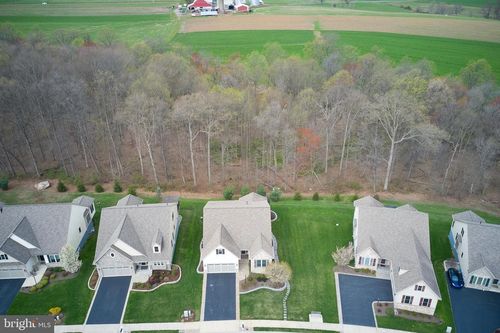 230 Honeycroft Blvd, COCHRANVILLE, PA, 19330-1001 | Card Image