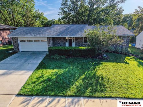 1725 Pinedale Avenue, Lincoln, NE, 68506 | Card Image
