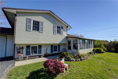 886 Martin Road, House other with 3 bedrooms, 1 bathrooms and null parking in Hamlin NY | Image 1