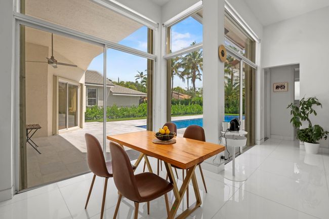2904 Oakbrook Dr, House other with 5 bedrooms, 4 bathrooms and null parking in Weston FL | Image 14