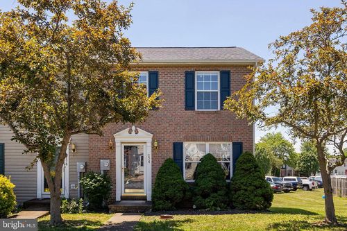 174 Equestrian Dr, STEPHENS CITY, VA, 22655-2151 | Card Image