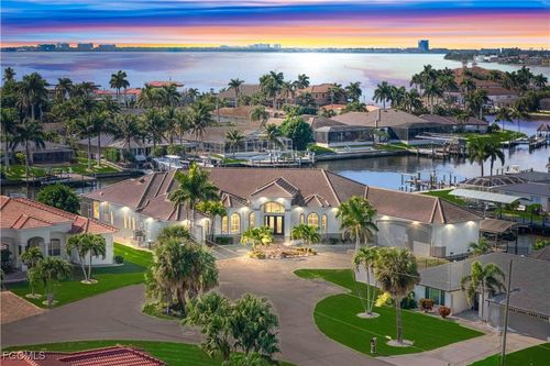 5366 Cortez Ct, Cape Coral, FL, 33904-5823 | Card Image