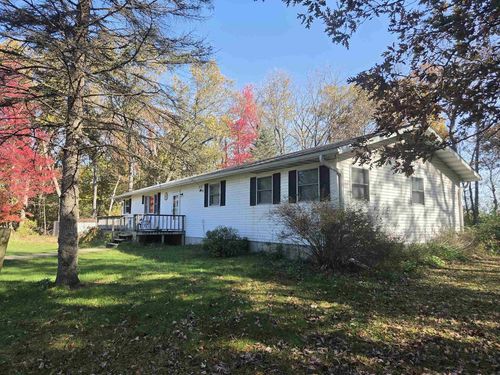 W8505 Fern Drive, Oxford, WI, 53952 | Card Image