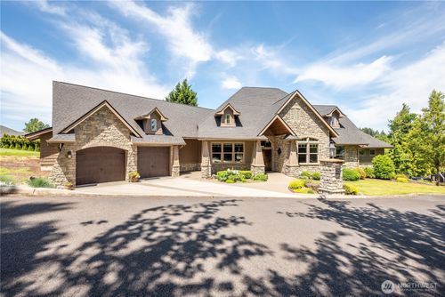 2375 Trillium Hts, Longview, WA, 98632-5548 | Card Image