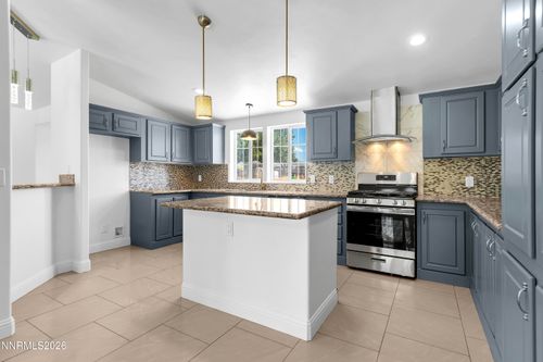 592 Morgan Cir, Sun Valley, NV, 89433-7224 | Card Image