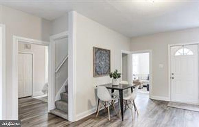 92 W Broad St, House other with 4 bedrooms, 1 bathrooms and null parking in YOE PA | Image 6