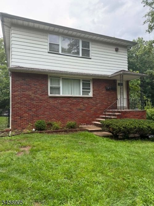 777 Bloomfield Ave, Montclair, NJ, 07042-1804 | Card Image