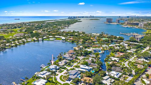 11730 Lake Shore Pl, North Palm Beach, FL, 33408-3204 | Card Image