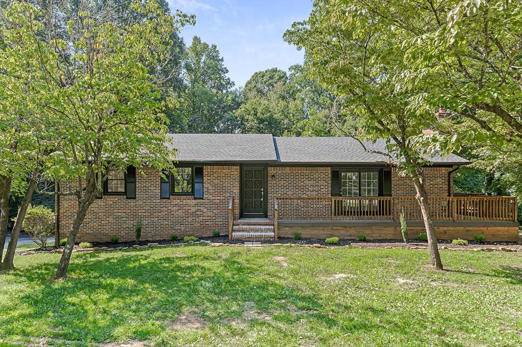 Whiteaker Springs Rd, Cookeville, TN 38506