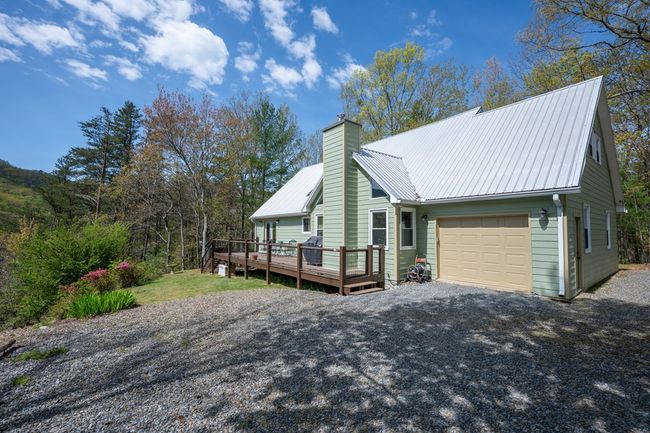 306 Pig Trl, Home with 6 bedrooms, 3 bathrooms and null parking in Cherry Log GA | Image 6