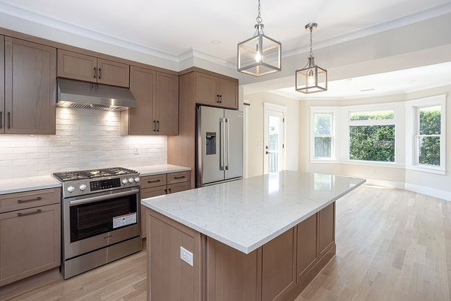 28 Carroll Ave, House other with 4 bedrooms, 4 bathrooms and 2 parking in Newport RI | Image 13
