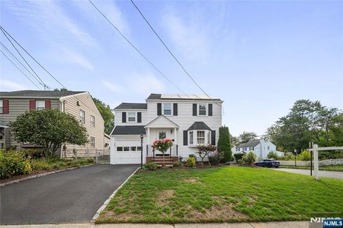 57 Yale St, Bloomfield, NJ, 07003-5546 | Card Image