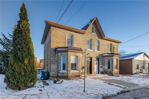 103 Surrey St E, Guelph, ON, N1H3P7 | Card Image
