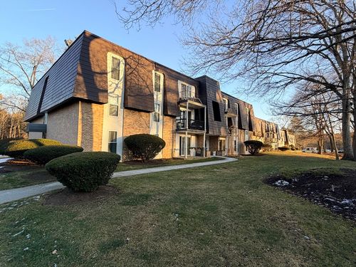 apt-37-18 Shadowbrook Ln, Milford, MA, 01757-1142 | Card Image