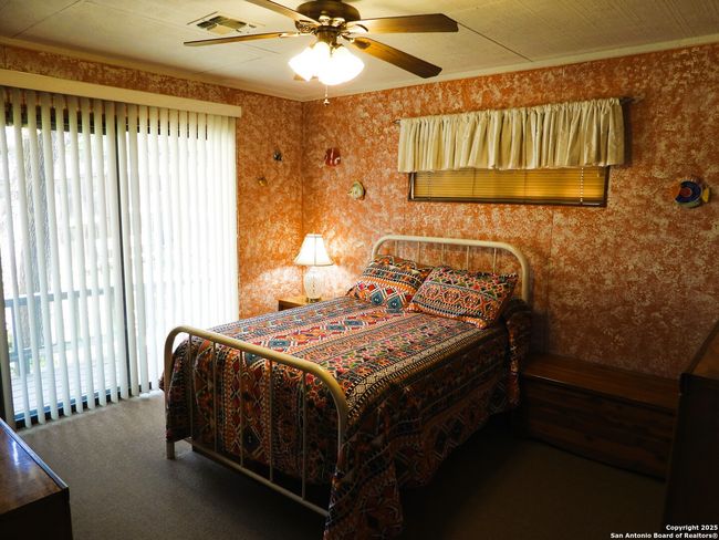 3078 Goat Hill Rd, House other with 4 bedrooms, 4 bathrooms and null parking in Lakehills TX | Image 16