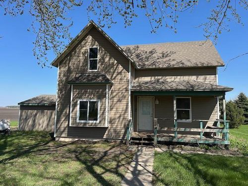 807 County Road 6, Renville, MN, 56284-3351 | Card Image