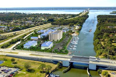 102 - 221 Ivory Coral Lane, Townhouse with 4 bedrooms, 3 bathrooms and null parking in Merritt Island FL | Image 2