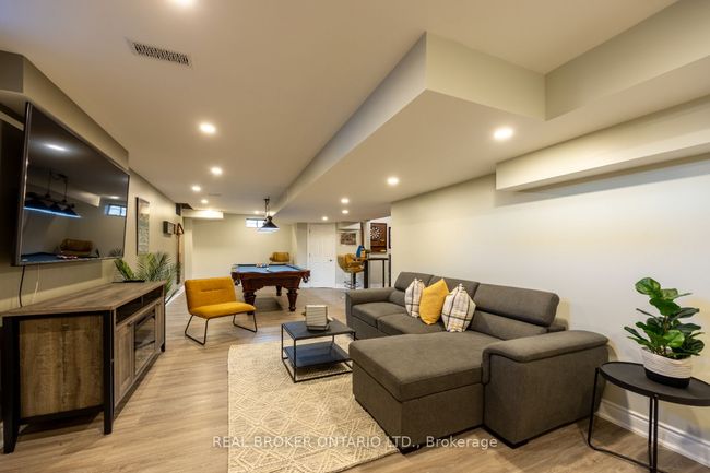 3 Melrose Dr, House other with 4 bedrooms, 5 bathrooms and 4 parking in Millbrook ON | Image 32