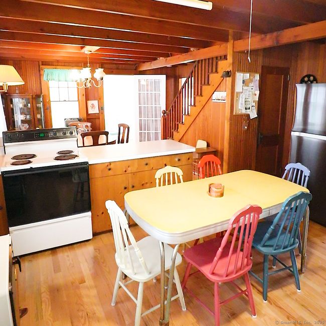 31 Meriden Road, House other with 4 bedrooms, 2 bathrooms and 3 parking in Old Lyme CT | Image 15