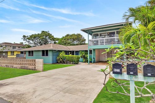 821 Kainui Dr, Kailua, HI, 96734-2025 | Card Image