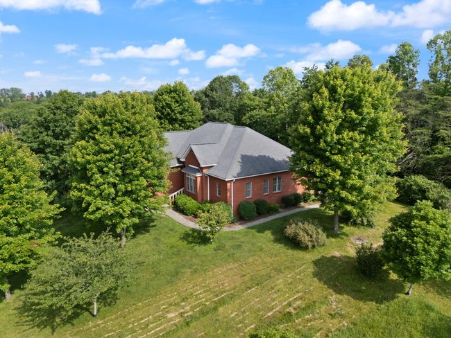 225 Hilltop Rd, Home with 3 bedrooms, 3 bathrooms and null parking in East Bernstadt KY | Image 67