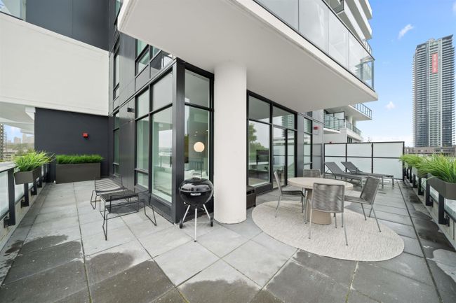 402 - 2181 Madison Avenue, Condo with 3 bedrooms, 2 bathrooms and 2 parking in Burnaby BC | Image 18