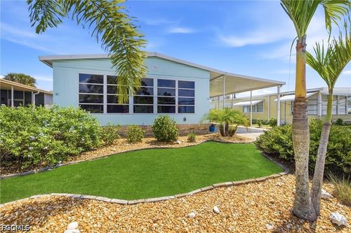 726 Knotty Pine Cir, NORTH FORT MYERS, FL, 33917-7407 | Card Image