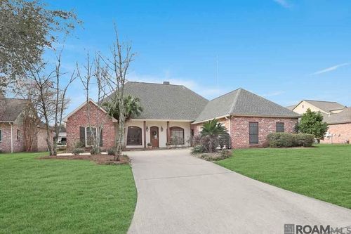 3030 Laurel Plantation Ave, Baton Rouge, LA, 70820-5746 | Card Image