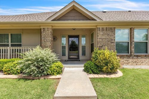 600 Nathan Way, Yukon, OK, 73099-1120 | Card Image