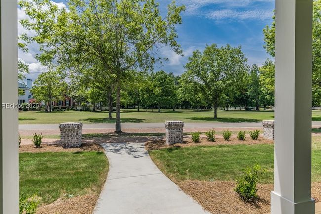 218 Coosaw Point Blvd, House other with 3 bedrooms, 3 bathrooms and null parking in Lady's Island SC | Image 4